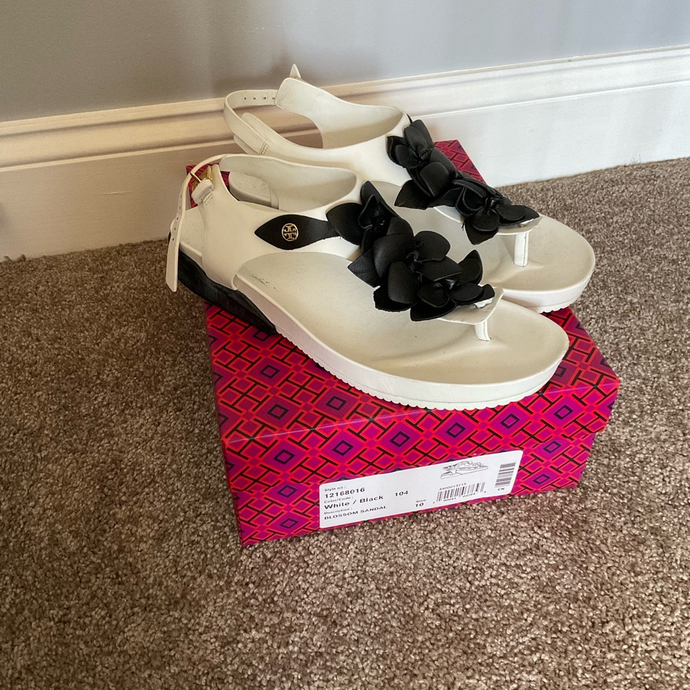 Tory Burch Sandals size 10